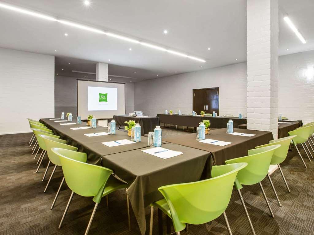 Ibis Styles